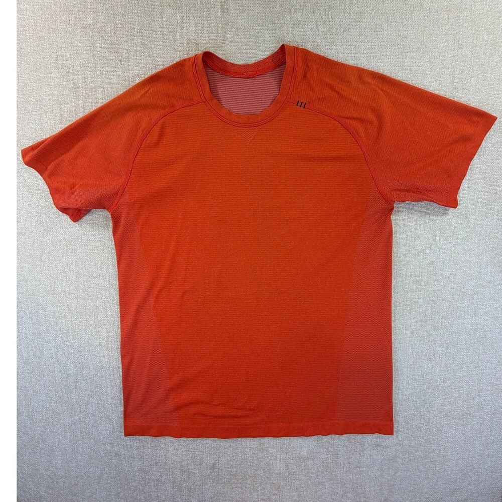 Lululemon Men Large Orange Metal Vent Tech Short Sleeve Performance T Shirt